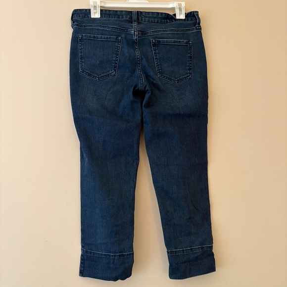 Gap Straight Crop Jeans Size 6/28R Dark Wash Mid Rise - Picture 2 of 3